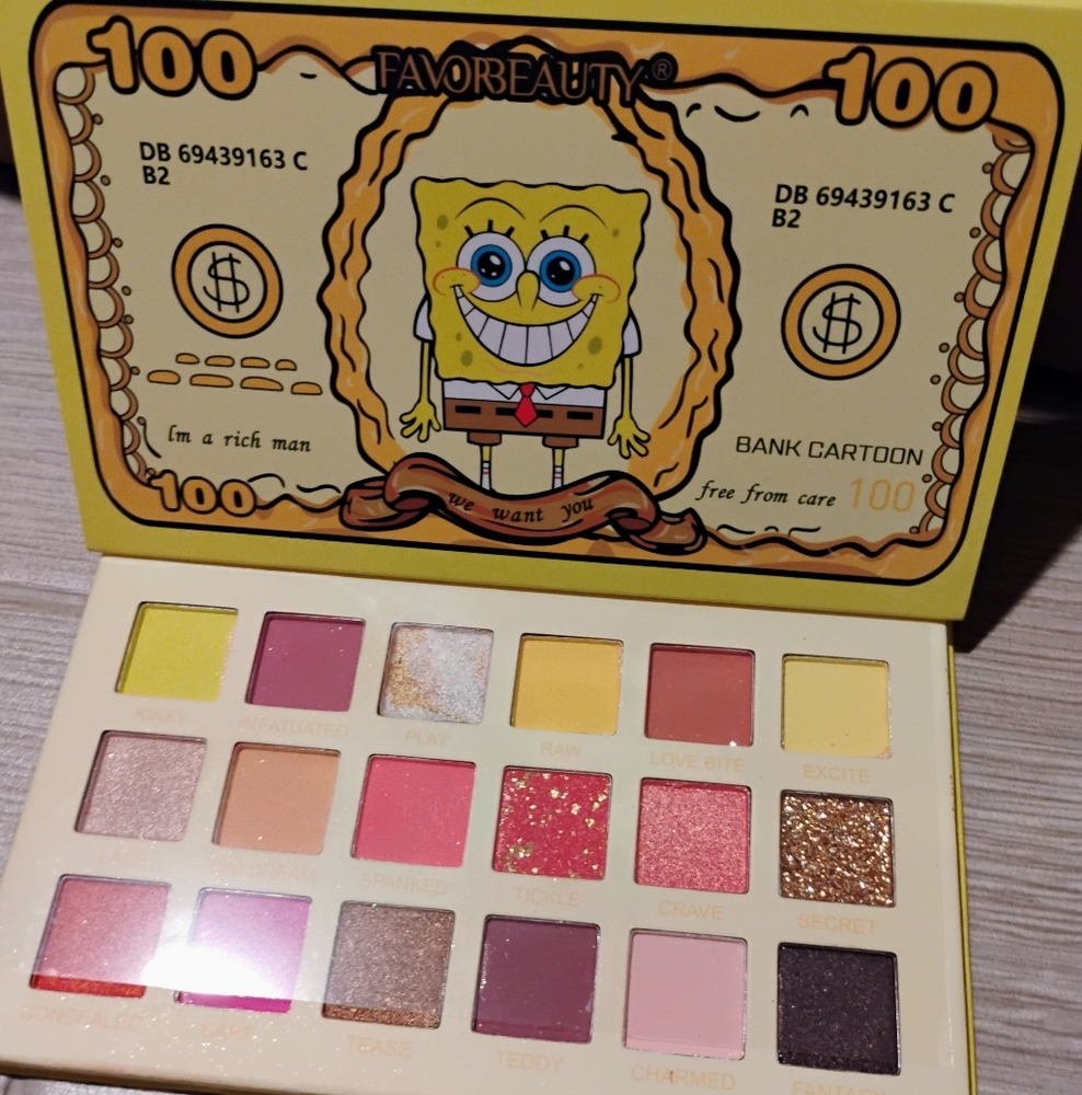 Eyeshadow pallet